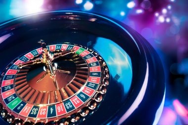 kdslots mobile app interface showing Liga 1 football markets and live-dealer tables